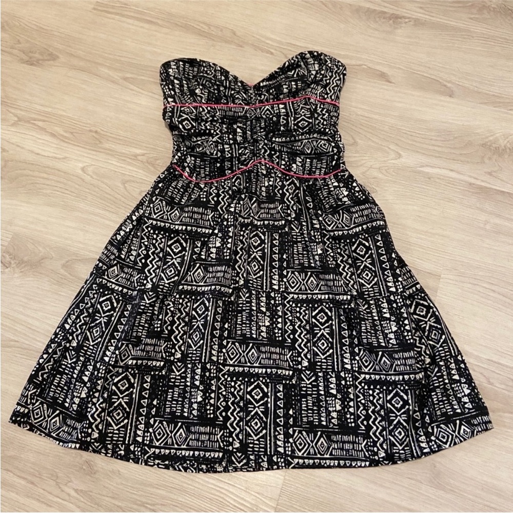 Tribal Strapless Dress